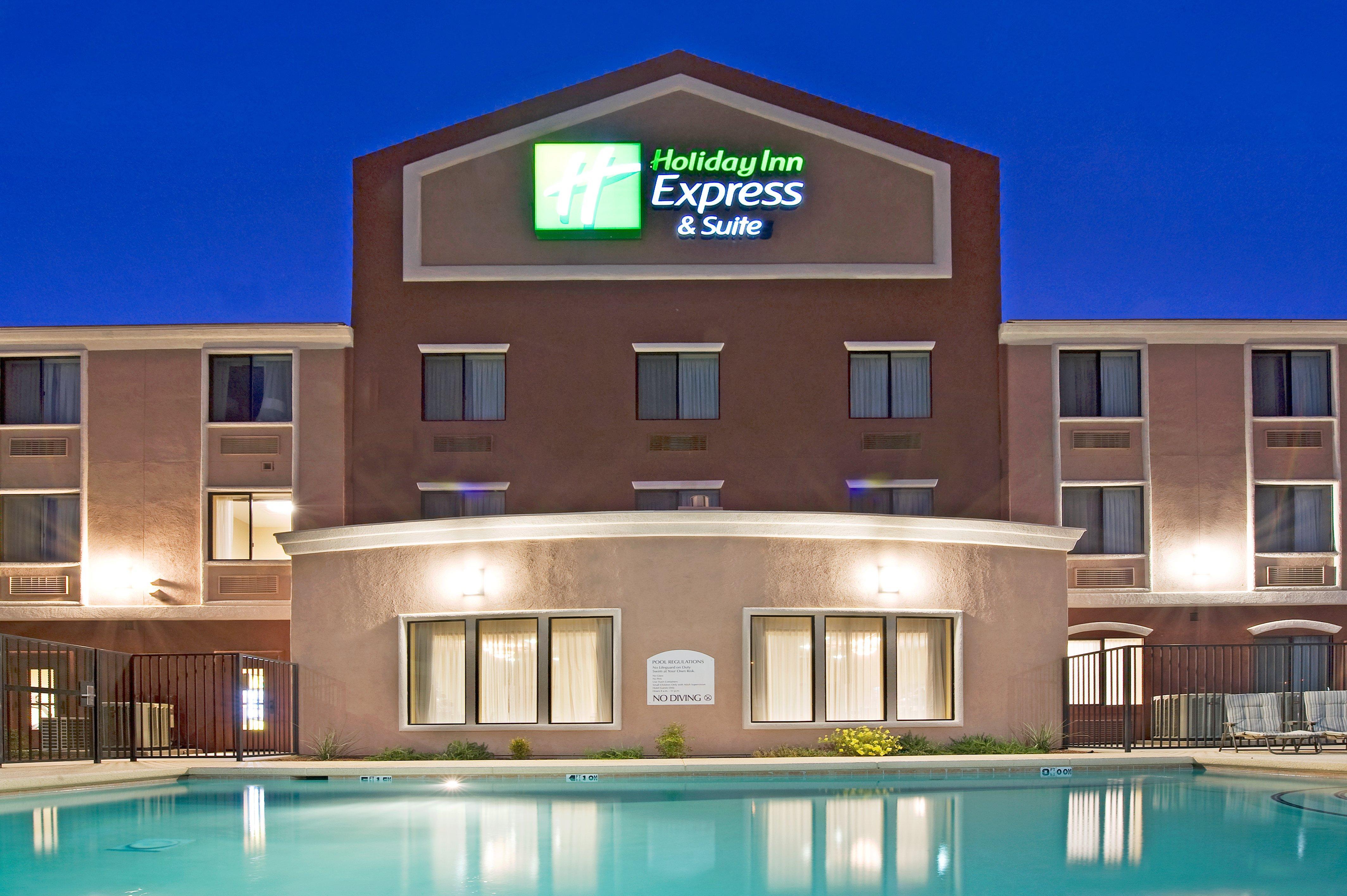 Holiday Inn Express & Suites Willcox Exterior photo