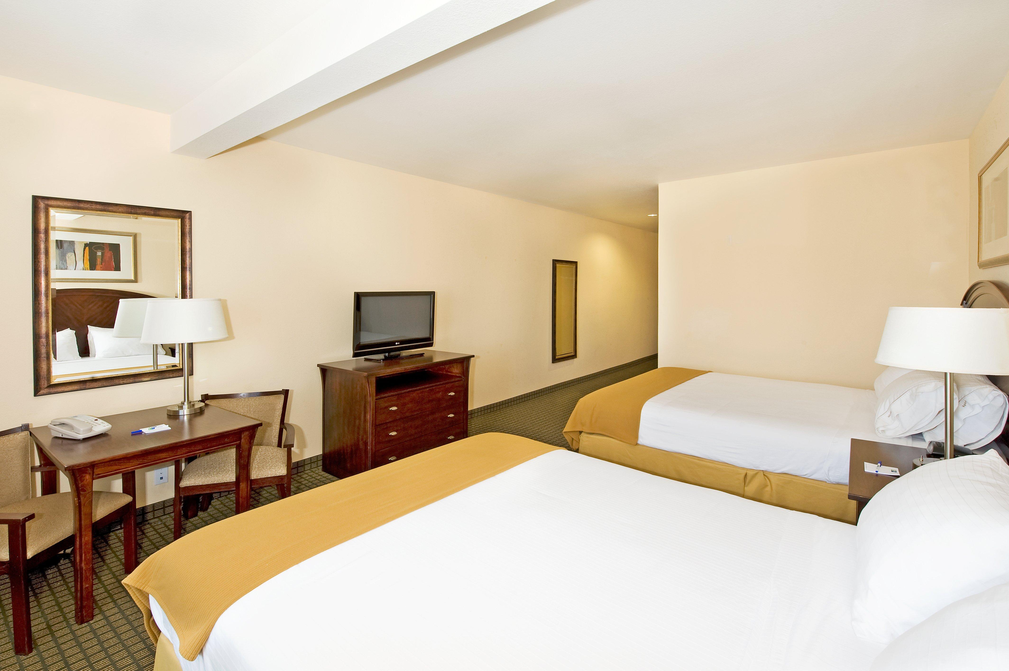 Holiday Inn Express & Suites Willcox Room photo